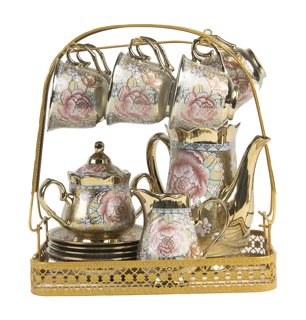 Juego de té con tres jarras y seis tazas  terminado floral y color dorado