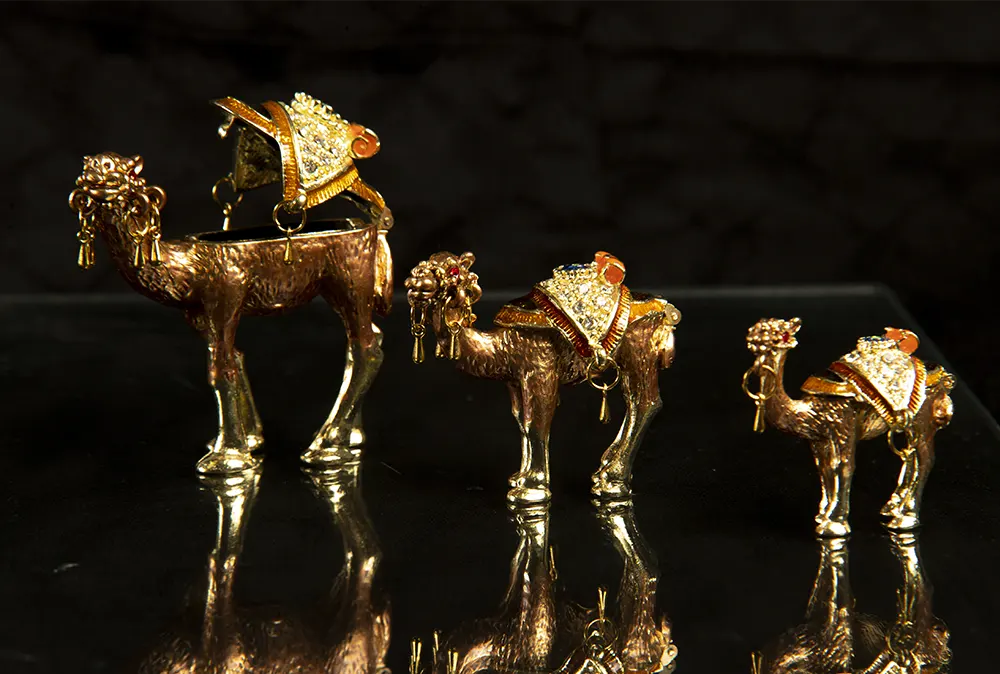 Camellos juego de 3 piezas, adorno de mesa