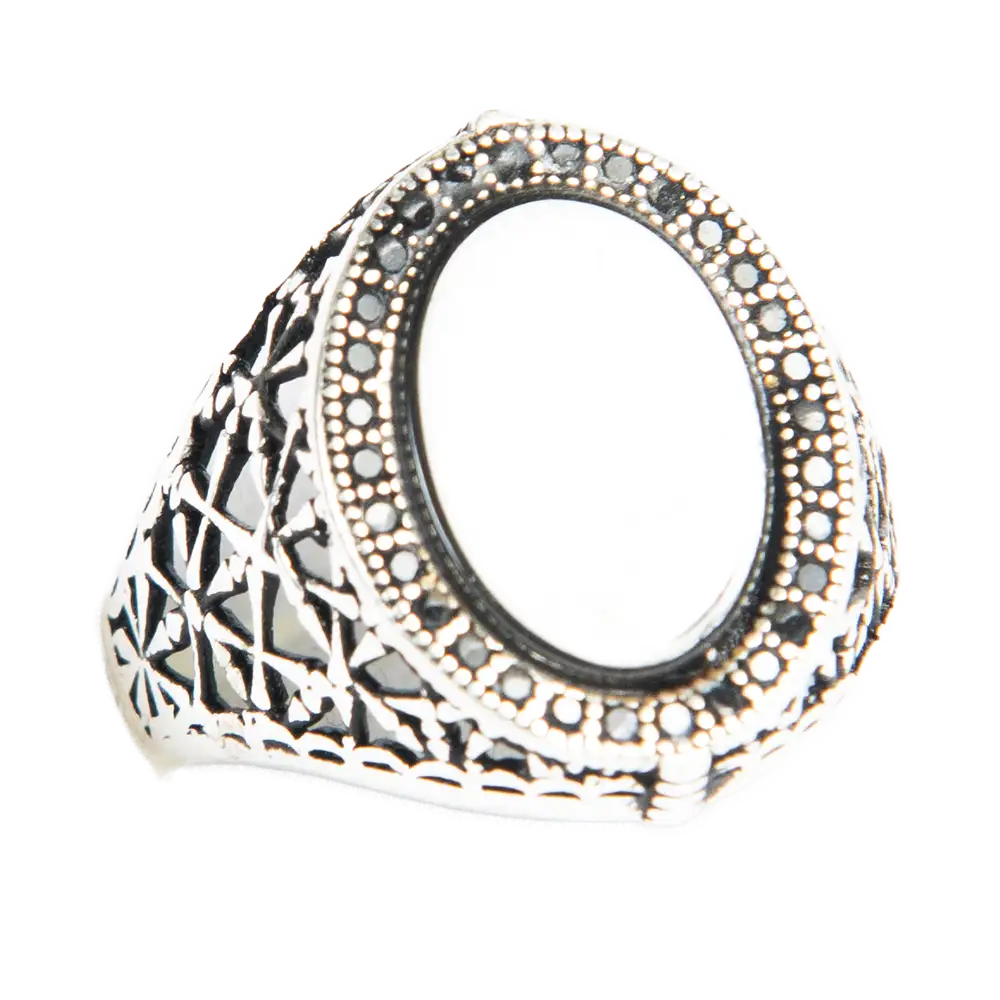 anillo para hombre óvalo blanco